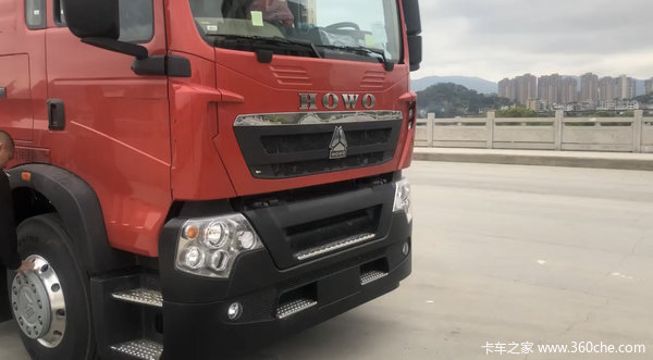 重汽豪沃(HOWO)牵引车HOWO TX7多款新车在牵引车开售