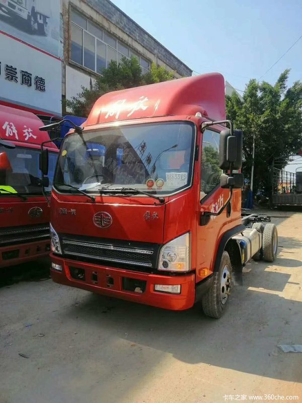 收割机专用伴侣,省油,多啦快跑。欢迎看车