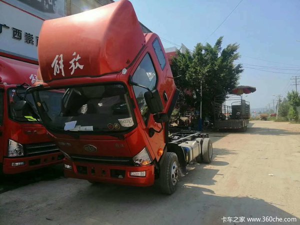 收割机专用伴侣,省油,多啦快跑。欢迎看车