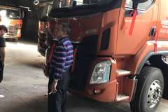 恭喜欣盛汽运有限公司 喜提乘龙H5牵引车23台