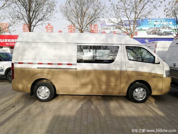 国六长轴高顶4座,现车到店,需要的私聊!