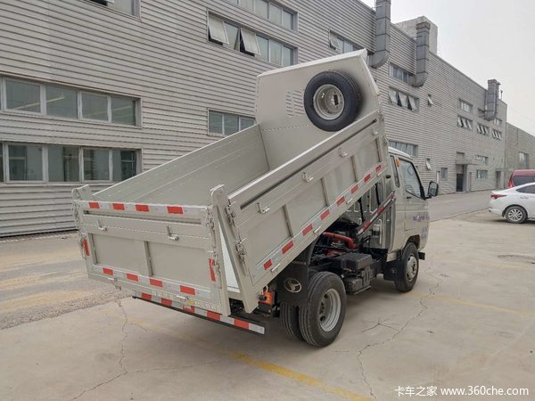 恭喜宋先生喜提时风风菱柴油版自卸车