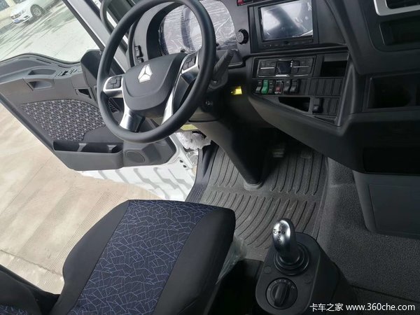 汕德卡480马力采埃孚自动挡接收预订