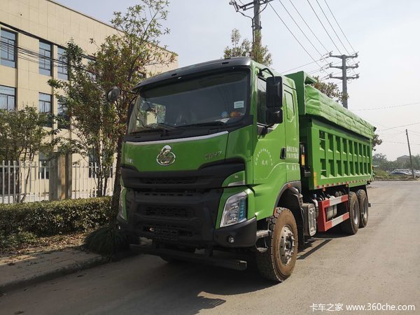 又1台乘龙h764型自卸车成功交付客户