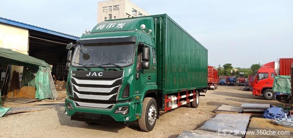 格尔发4×2，9.6米大单桥，六缸玉柴240马力，