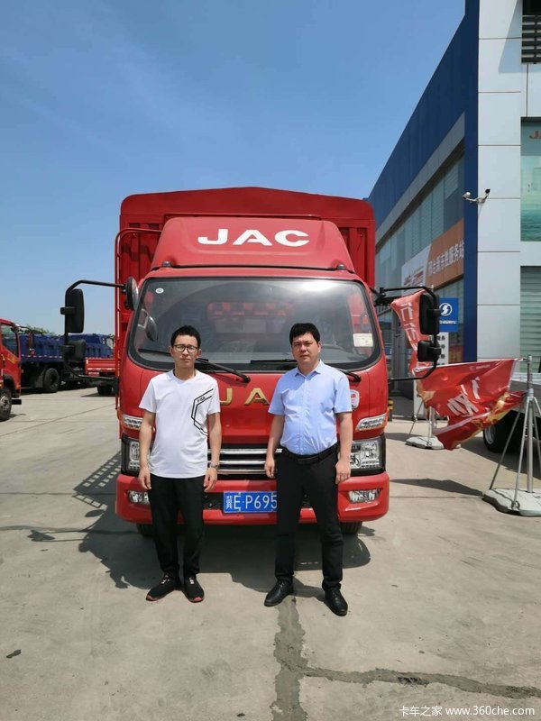 恭喜王老板 喜提骏铃V6载货车!!!