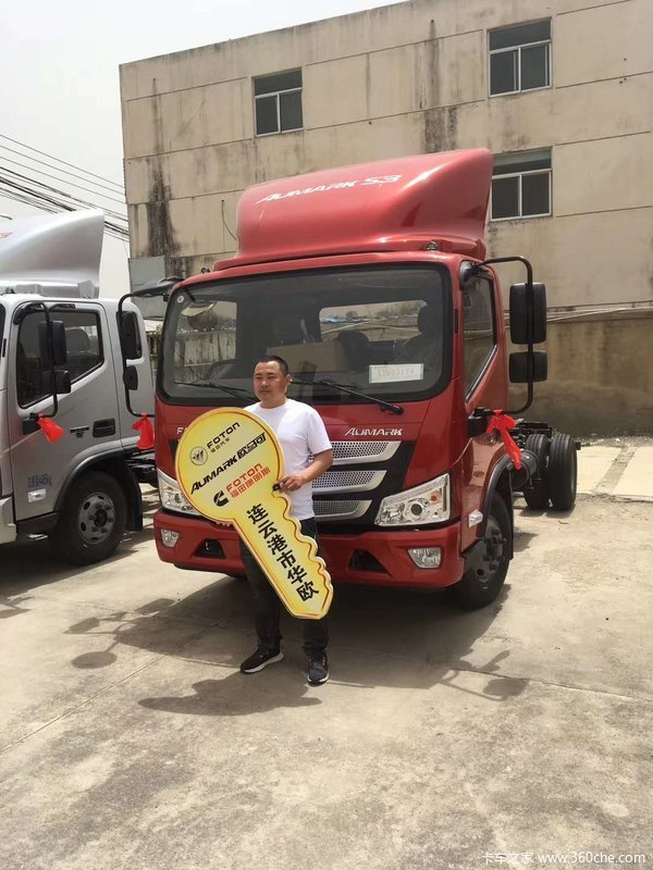 今日1台欧马可S3载货车成功交付客户