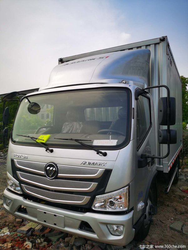 国六来袭!欧马可4.2米宽体箱货高配底盘到店促销10000