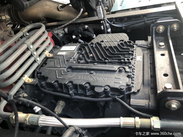 中山宇福欧曼GTL 460马力 6X4 AMT自动挡。