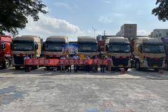 5月交车忙，感谢您的选择，乘龙汽车一路相伴