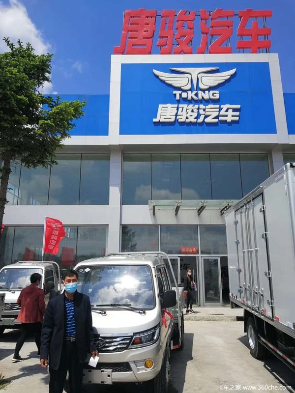 恭喜祝一下六位用户提车愉快，生意兴隆 喜提赛菱载货车