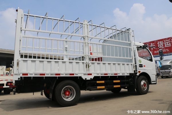 多利卡D6载货车沈阳市火热促销中 让利高达1万