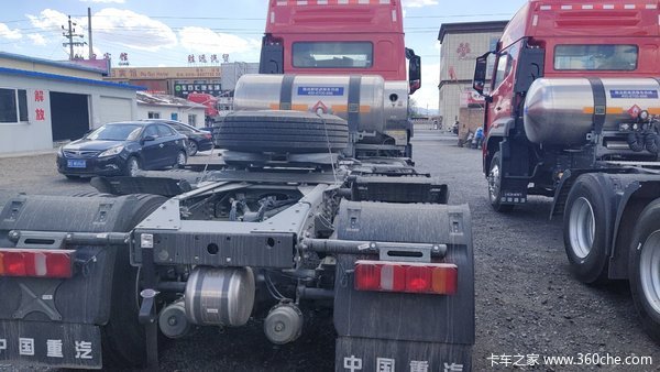 重汽豪瀚440马力天然气是大家最信赖的车型