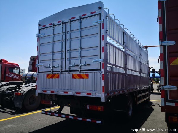 �����Ʒ�6.8���ĸײ�դ���ȴ����У�����