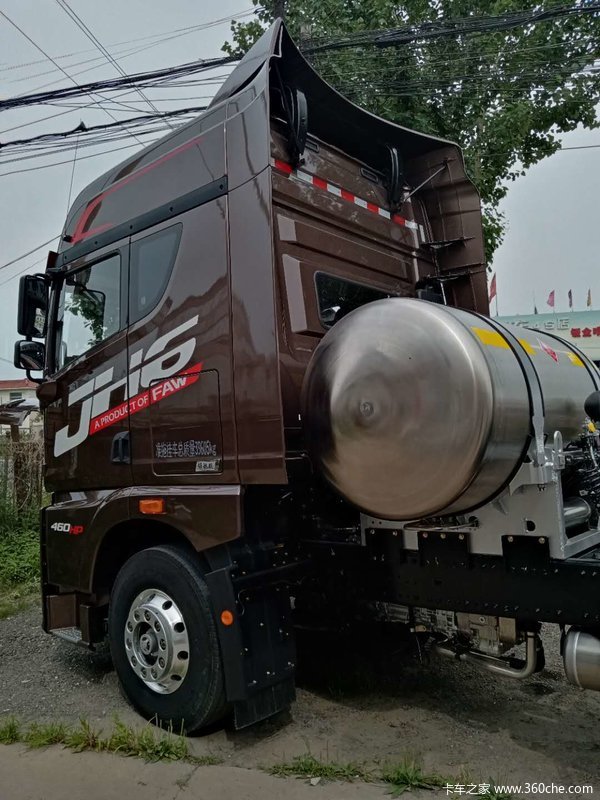 青岛解放 jh6重卡 领航版 460马力 6x4 lng危险品牵引车(国六)(ca4255