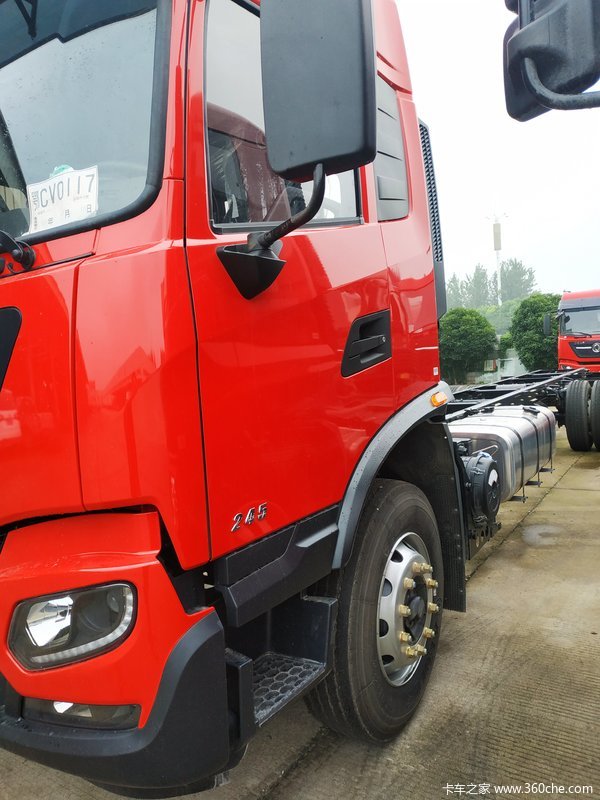 东风商用车 天锦kr重卡 舒适版 245马力 4x2 9.