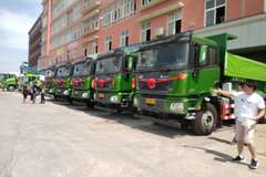 恭喜石狮龙兴货运 喜提德龙X3000自卸车