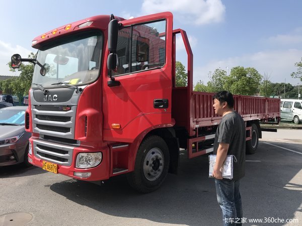 上海海航汽销新车到店 上海格尔发A5载货车仅需17.68万元
