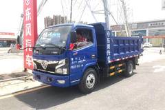 今天李总喜提新车，3台车交车仪式现场