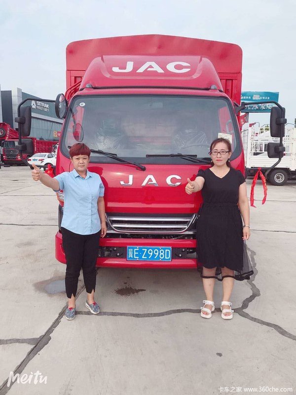 1台骏铃V6载货车成功交付客户—邢台市新东胜