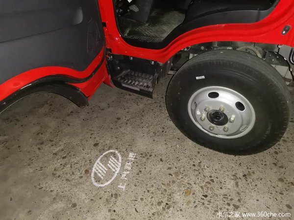 民族品牌中国轻卡第一辆轿车化轻拉全国唯一