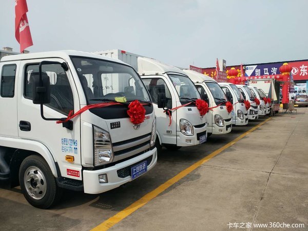 �����ῨAPP��ʽ�����ˣ��Գ���Ϊ���ģ�ȫ��λΪ�ͻ�����