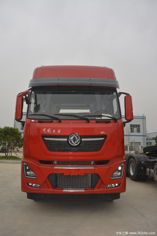 现车发售东风天龙系列牵引车立减08万元