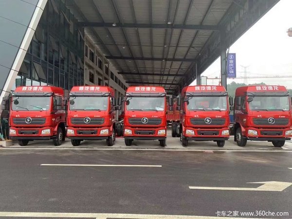 陕汽重卡 德龙L3000 绿通版 220马力 4X2 6.75米
