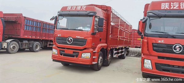 陕汽重卡 德龙新M3000 轻量化版 350马力 8X4 9.6