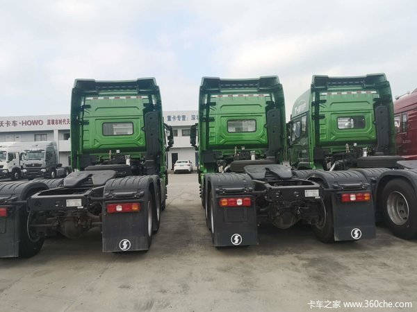 新车到店 深圳市德龙X3000牵引车仅需34.5万元