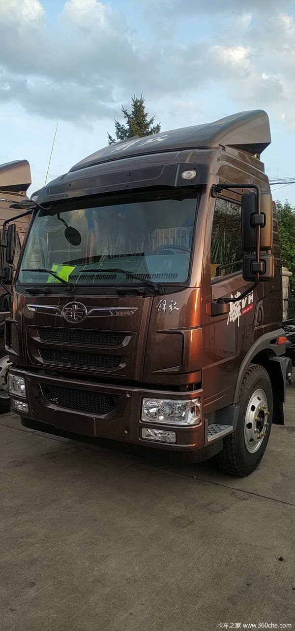 解放 麟vh 180马力 5.4米排半仓栅式载货车(ca5180ccypk62l4e5a85)14.