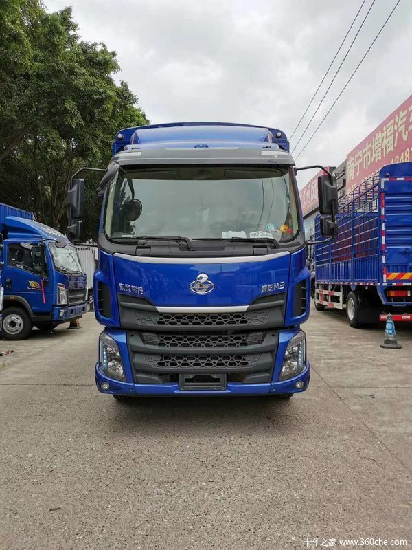 东风柳汽 新乘龙m3中卡 185马力 4x2 5.7米栏板载货车(lz1180m3ab)13.