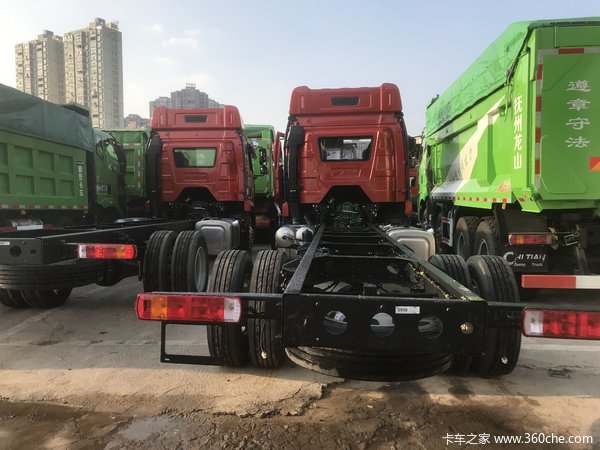 解放全新款载货车，搭配解放动力铂威发动机，新动力享轻程