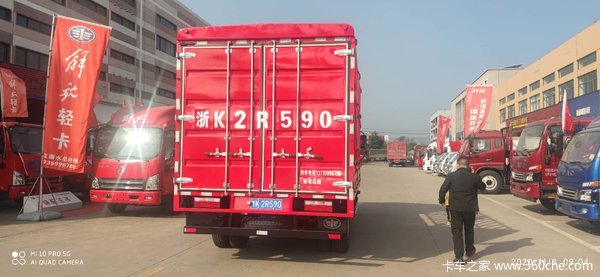 恭喜潘师父 喜提虎V载货车，解放车、放心车、生心车。