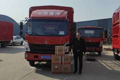 1台王载货车成功交付客户！！！！！！！！