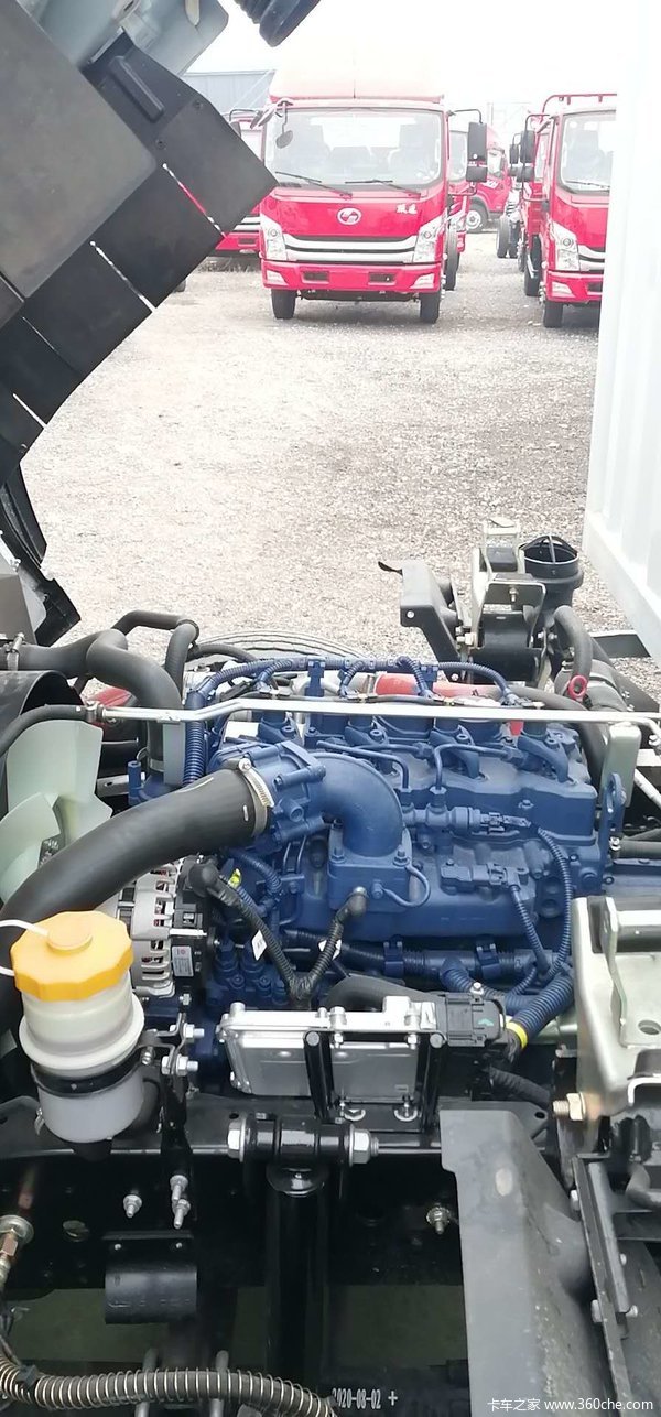 ��ԽCϵ�ػ��������л��ȴ����� �����ߴ�0.6��