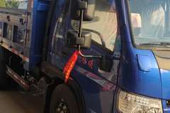 百渡运输公司的张老板喜提国六9.1吨大黄牌车库车！