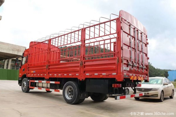 东风商用车 天锦kr中卡 绿通版 245马力 4x2 6.