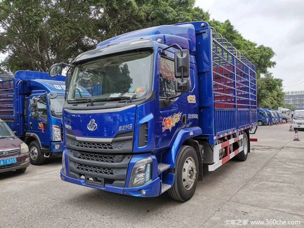 本店为您推荐 东风柳汽 新乘龙m3 220马力 4x2 6