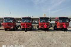 济宁周老板，武老板，李老板，侯老板提车大运风驰9.6米载货