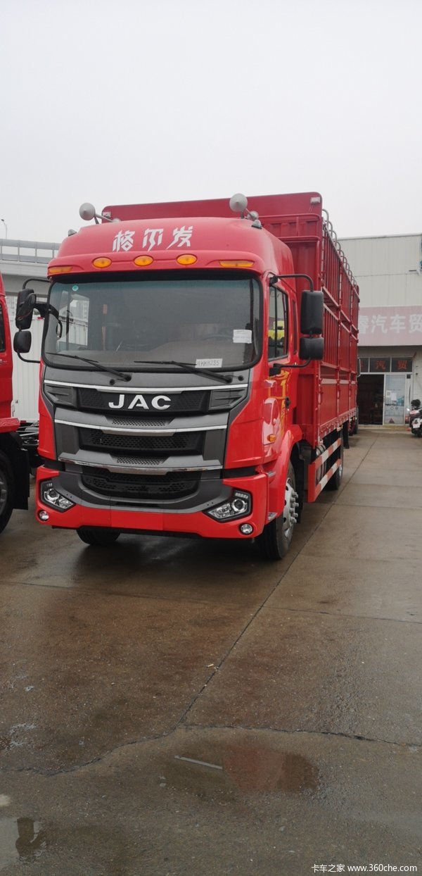 格尔发a5麒麟版高顶双卧驾驶室高端大气优惠多多