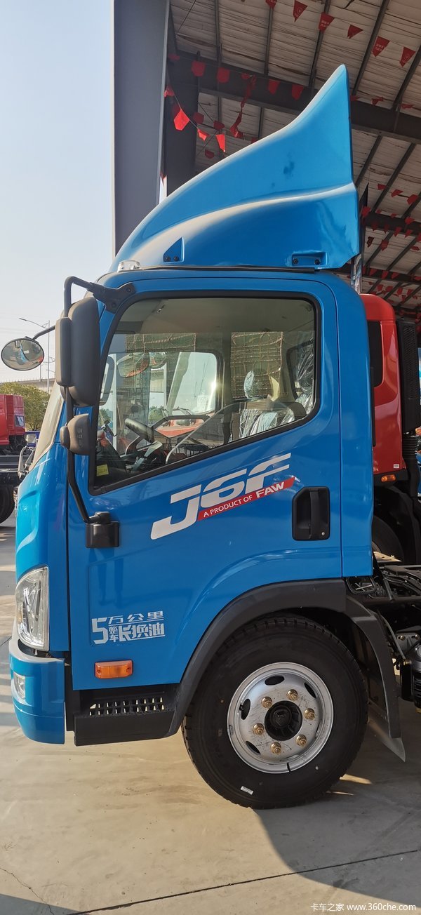 一汽解放轻卡J6F大柴4DD160匹火热销售中