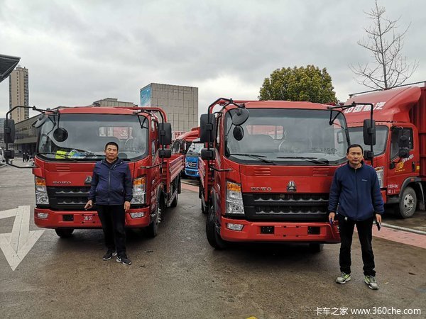 追梦系列载货车标准栏板车成功交付客户
