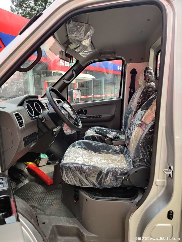 东风小霸王新款车型w18到店欢迎来店品鉴