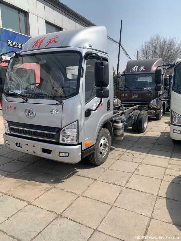 解放轻卡虎vn锡柴130马力国六新车上市