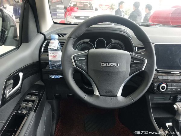 ���Ž�����ʮ�幺D-MAXƤ�� ���ߴ�0.6���Ż�