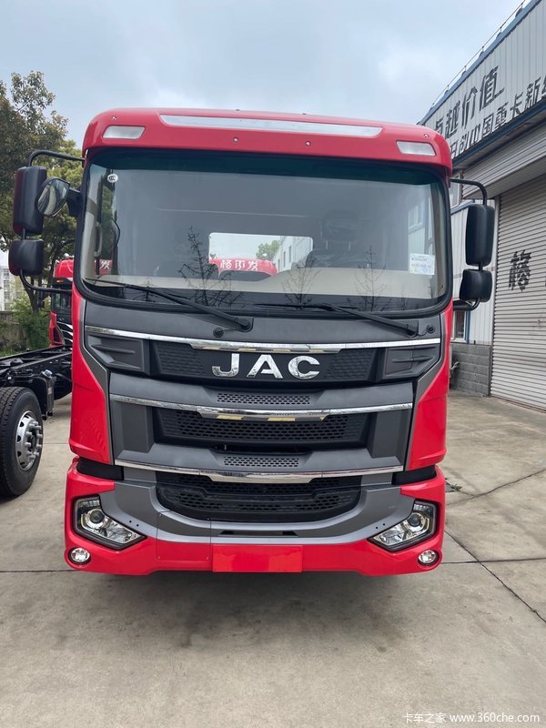 格尔发a5l半高顶,四缸机220马力,6.8米平板促销中.