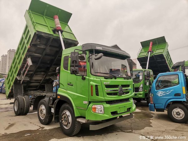 中国重汽斯太尔6缸5.3米工程自卸车,25吨公告合规特价优惠1万