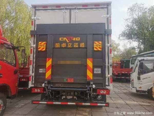 �����������׶��ػ�����װΧ����������