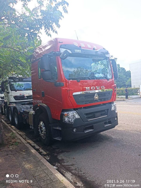 中国重汽东莞飞戈贸易有限公司欢迎你进店试车